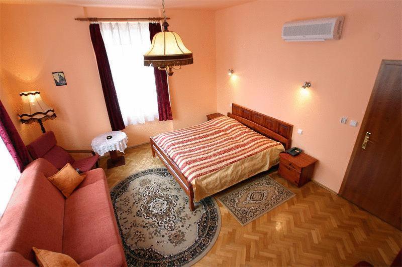 Hotel Pawlovnia براغ الغرفة الصورة